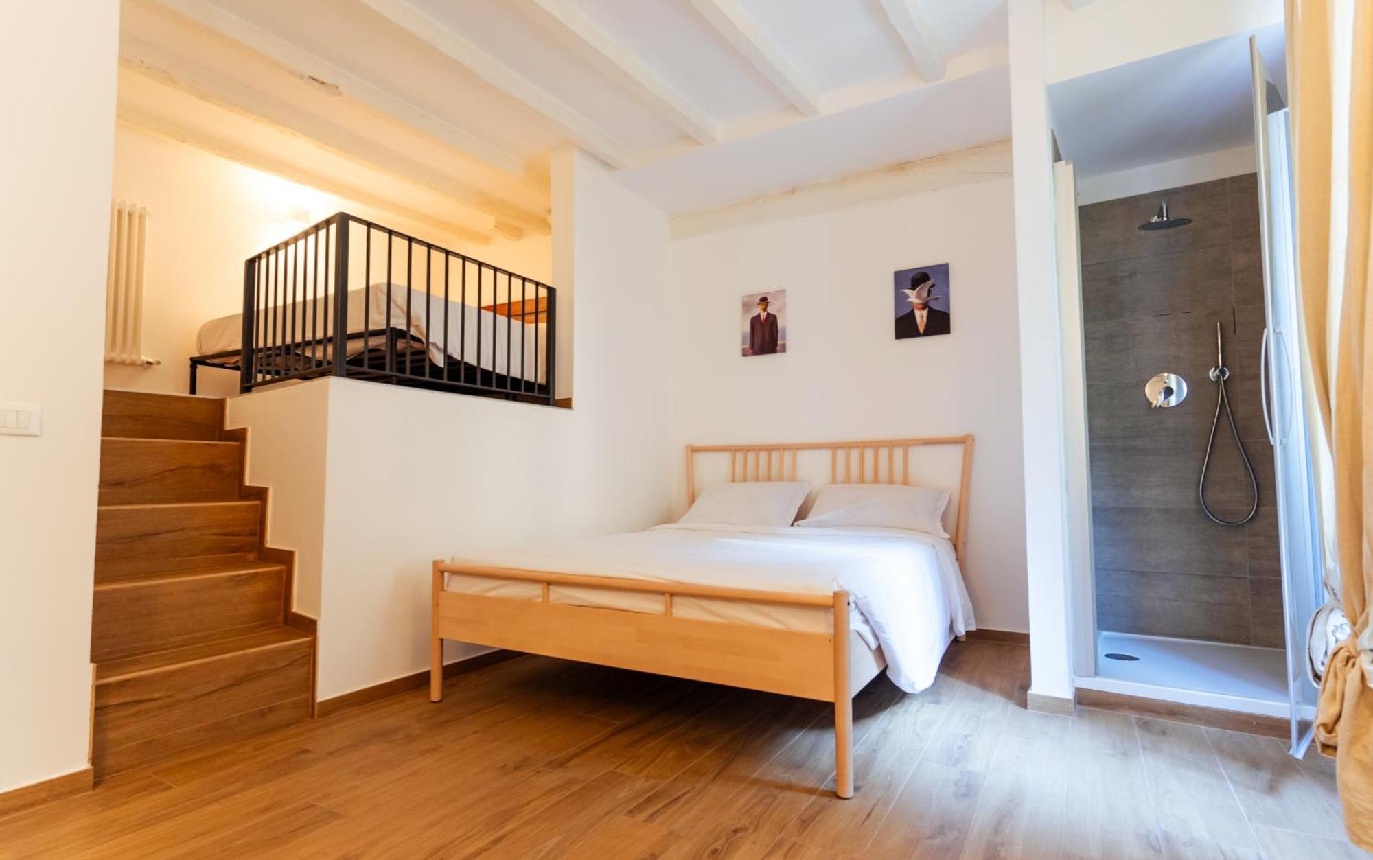 Exclusive Apartment - Magritte Style Lecco Exterior foto